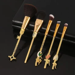 Attack On Titan Makeup Brush Tool Set -Cosplay 5B5D091CF12F7E2BC92E19DB2F26175A